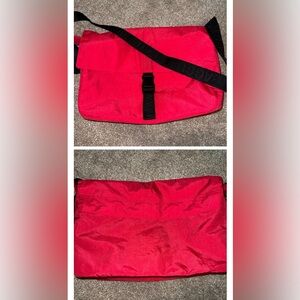 BAGGU nylon messenger bag